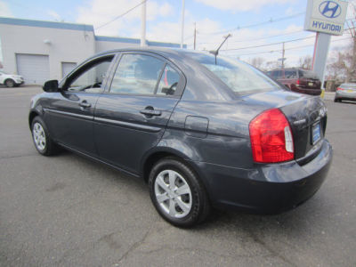 2011 Hyundai Accent GLS