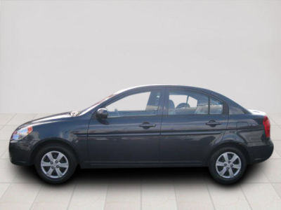 2010 Hyundai Accent  GLS