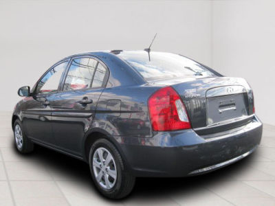 2010 Hyundai Accent  GLS