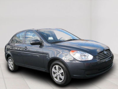 2010 Hyundai Accent  GLS