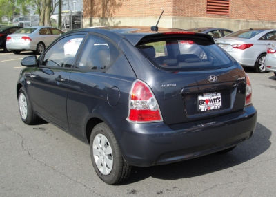 2008 Hyundai Accent RARE WITH 44K MILES !