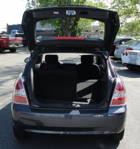 2008 Hyundai Accent RARE WITH 44K MILES !