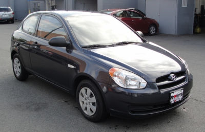 2008 Hyundai Accent RARE WITH 44K MILES !