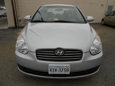 2009 Hyundai Accent  GLS