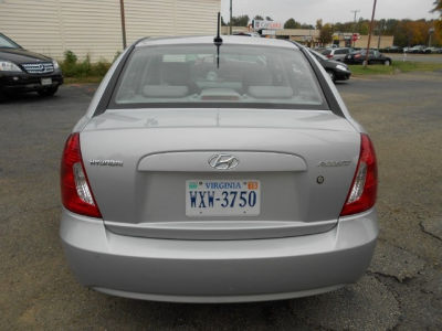 2009 Hyundai Accent  GLS