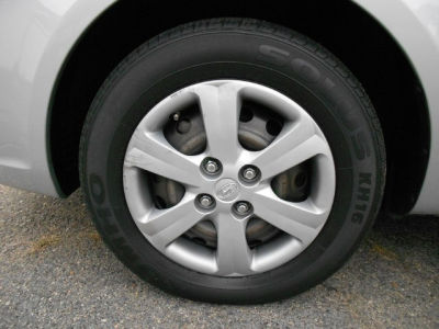 2009 Hyundai Accent  GLS