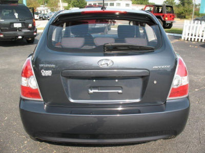 2010 Hyundai Accent  GS