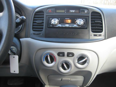 2009 Hyundai Accent  GLS