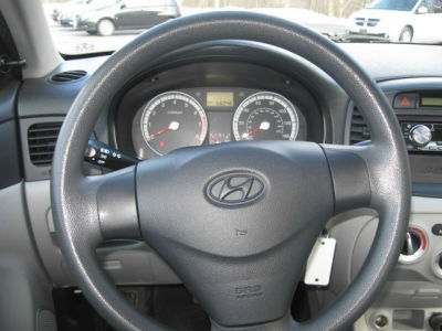 2009 Hyundai Accent  GLS