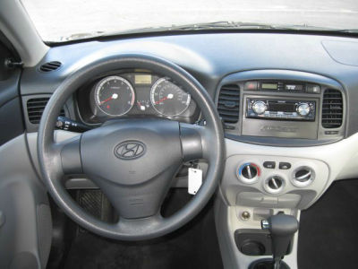 2009 Hyundai Accent  GLS