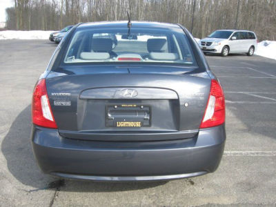 2009 Hyundai Accent  GLS