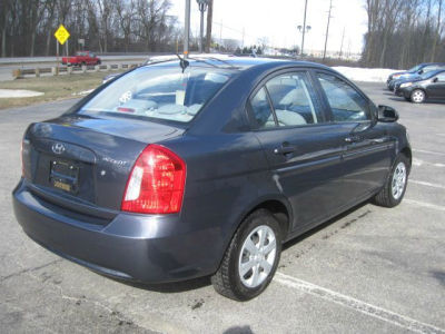 2009 Hyundai Accent  GLS