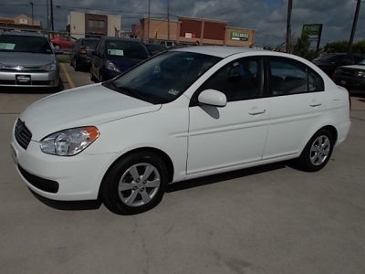 2010 Hyundai Accent  GLS