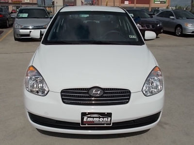 2010 Hyundai Accent  GLS