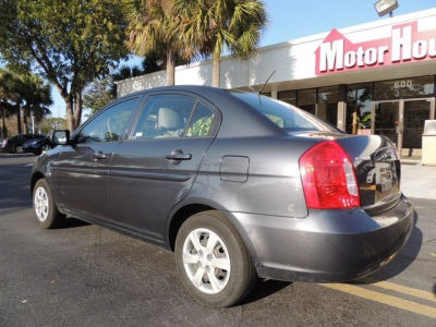 2011 Hyundai Accent GLS