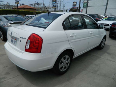 2011 Hyundai Accent  GLS