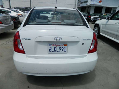 2011 Hyundai Accent  GLS