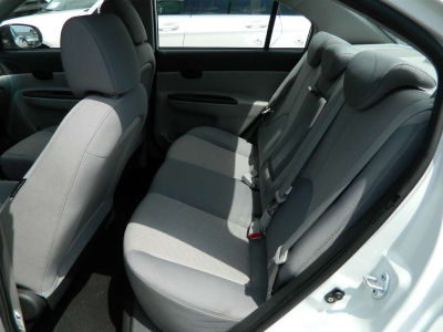 2011 Hyundai Accent  GLS