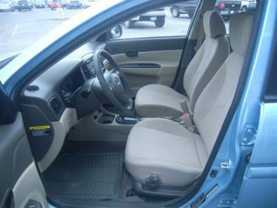 2010 Hyundai Accent GLS
