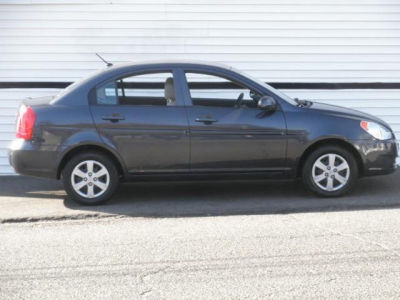 2009 Hyundai Accent GLS
