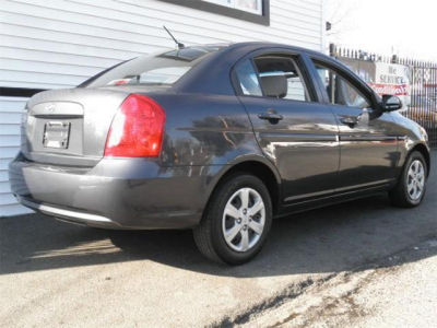 2009 Hyundai Accent  GLS
