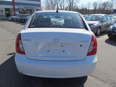 2009 Hyundai Accent  GLS