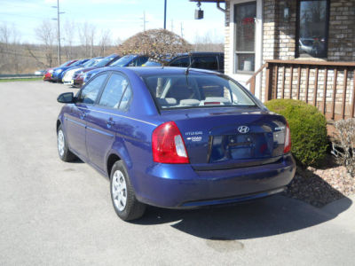 2009 Hyundai Accent  GLS