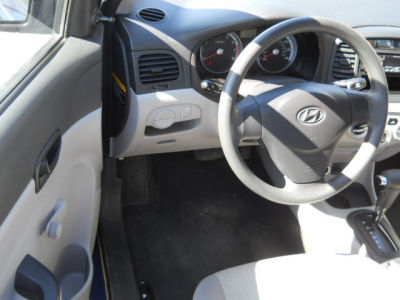 2009 Hyundai Accent  GLS