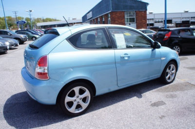2009 Hyundai Accent  SE