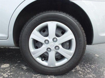 2011 Hyundai Accent  GLS