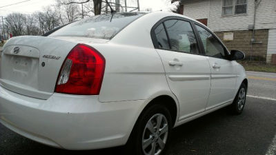 2009 Hyundai Accent GLS