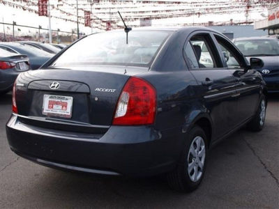 2010 Hyundai Accent GLS