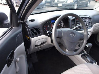2010 Hyundai Accent GLS