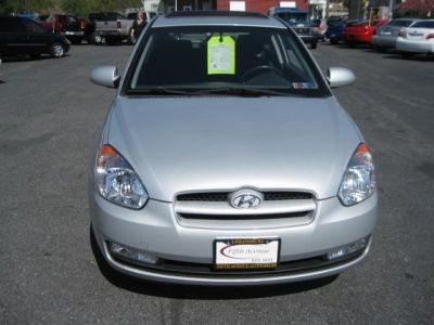 2008 Hyundai Accent SE