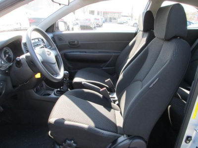 2010 Hyundai Accent  GS