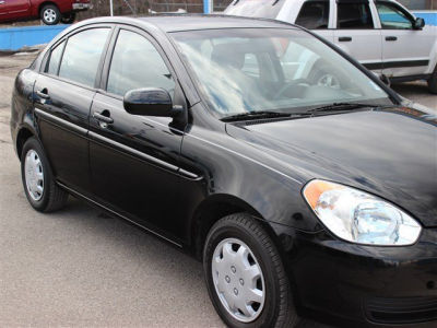 2010 Hyundai Accent GLS