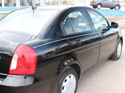 2010 Hyundai Accent GLS