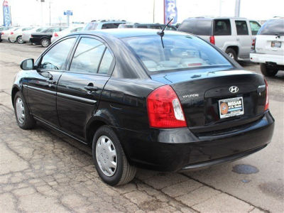 2010 Hyundai Accent GLS