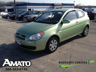 2008 Hyundai Accent  GS