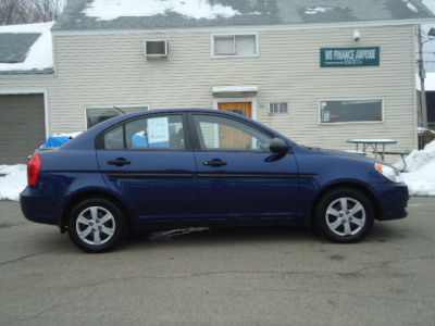 2009 Hyundai Accent  GLS