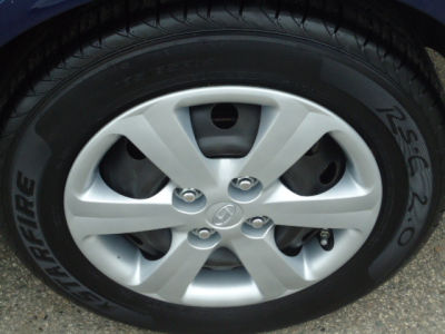 2009 Hyundai Accent  GLS