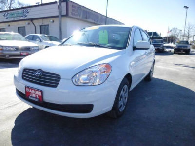 2010 Hyundai Accent  GLS