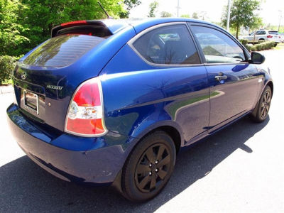 2011 Hyundai Accent  GL