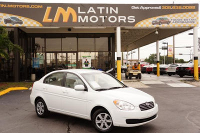 2011 Hyundai Accent  GLS