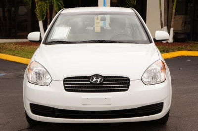 2011 Hyundai Accent  GLS