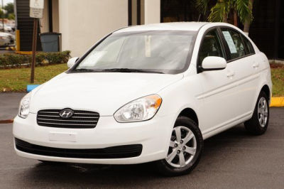 2011 Hyundai Accent  GLS