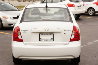 2011 Hyundai Accent  GLS