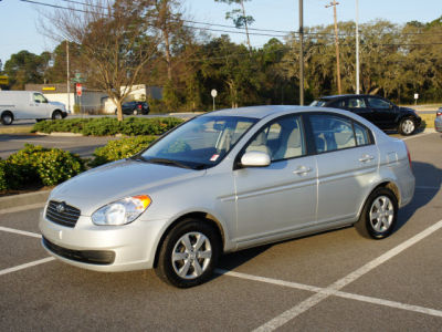 2011 Hyundai Accent  GLS