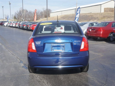 2010 Hyundai Accent GLS