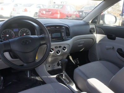 2010 Hyundai Accent GLS